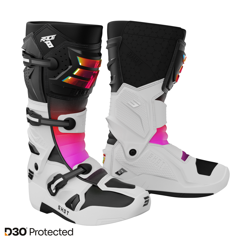 Bottes SHOT 2026 Race 8 Holographique Chromé