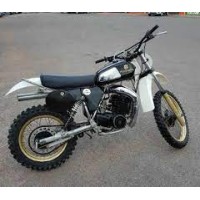 HUSQVARNA 390 cc