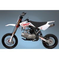 YCF 150 Factory Pilot 2013